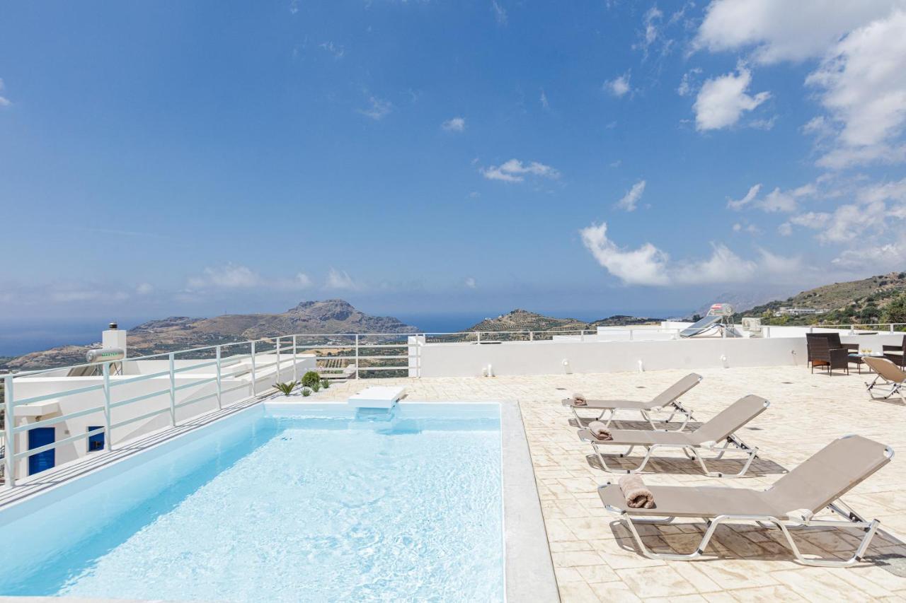 Petres Villas Плакиас Екстериор снимка