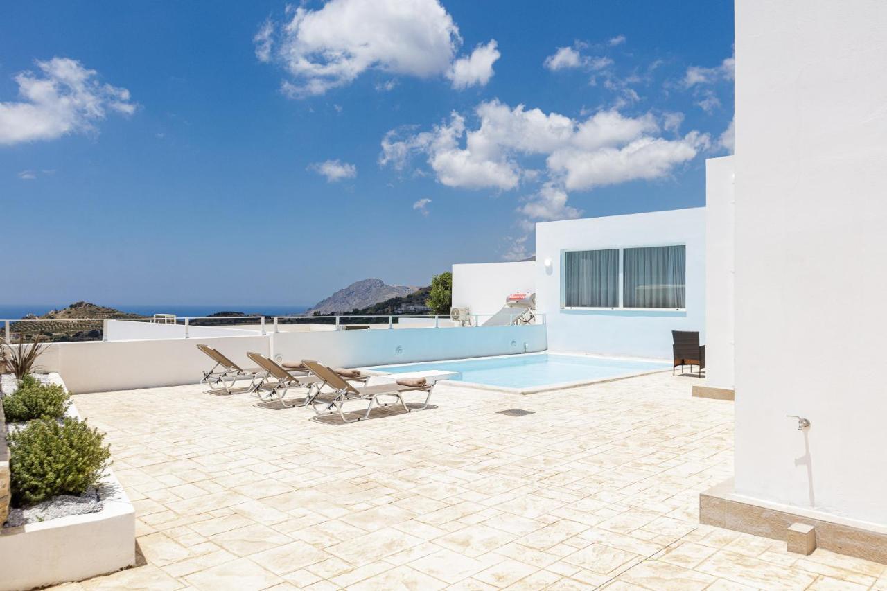 Petres Villas Плакиас Екстериор снимка