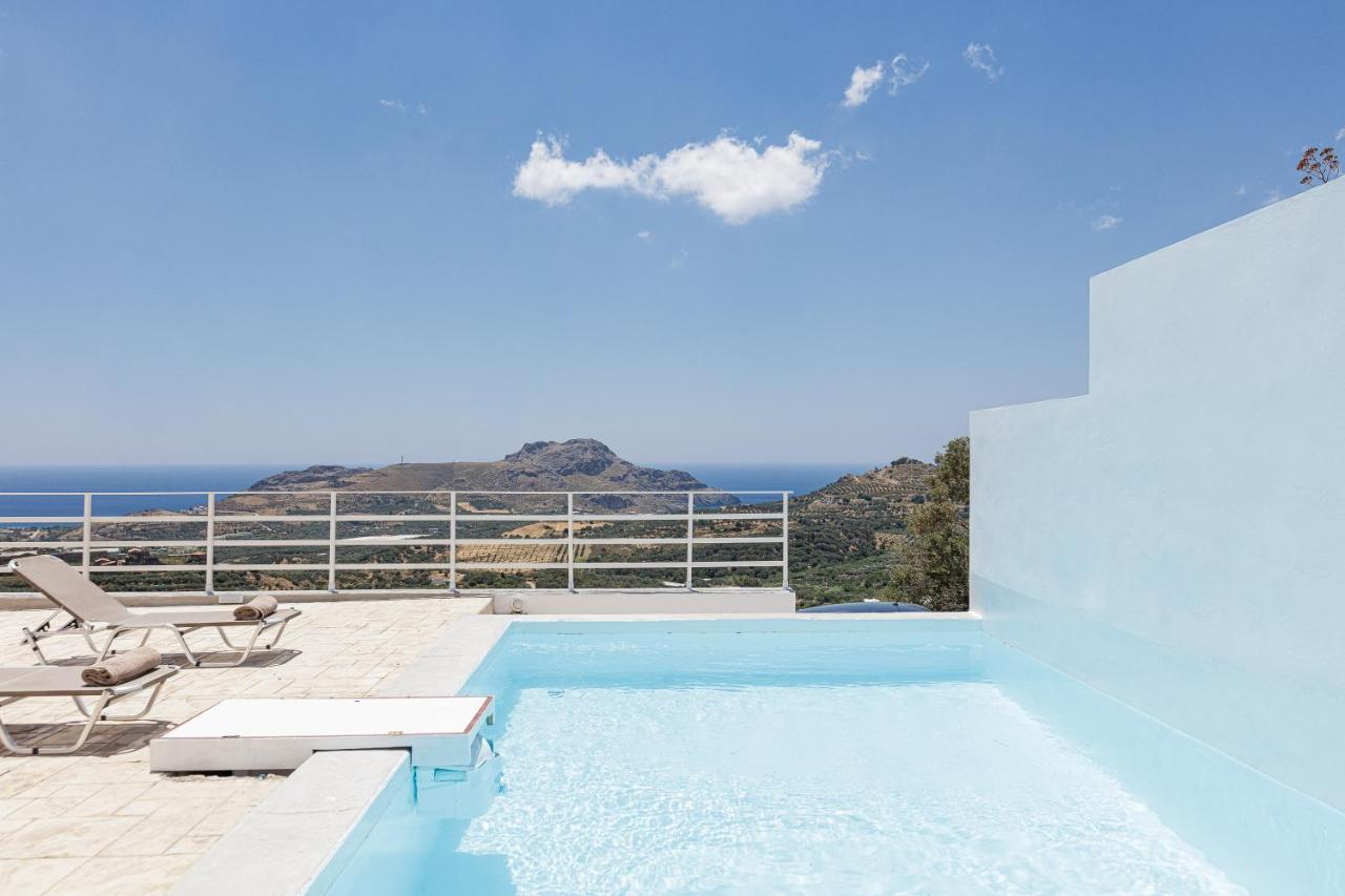 Petres Villas Плакиас Екстериор снимка