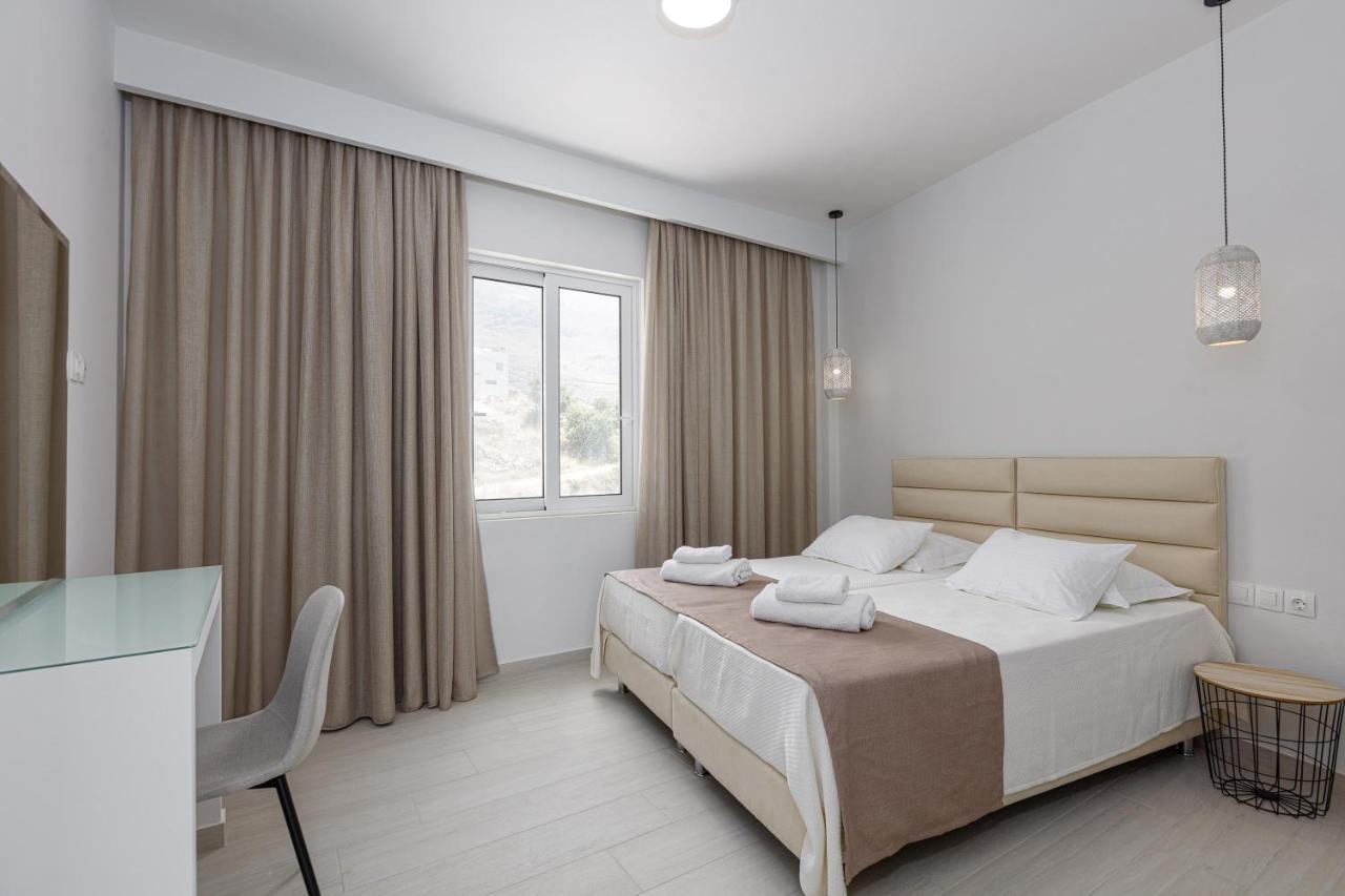 Petres Villas Плакиас Екстериор снимка